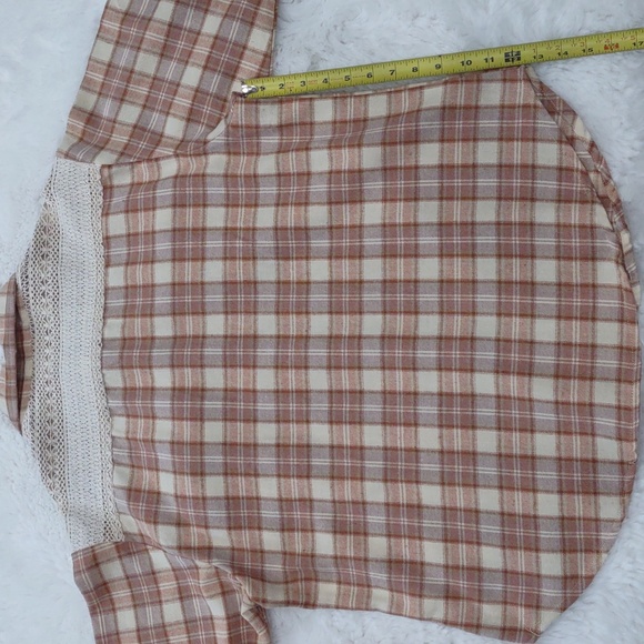 EDEN & OLIVIA LONG SLEEVE T-SHIRT. - Picture 14 of 17